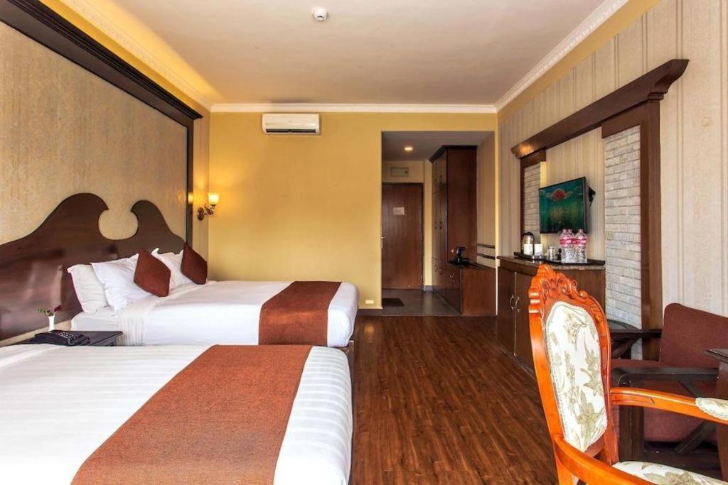 Da Yatra Courtyard Hotel & Resort Pokhara Eksteriør billede