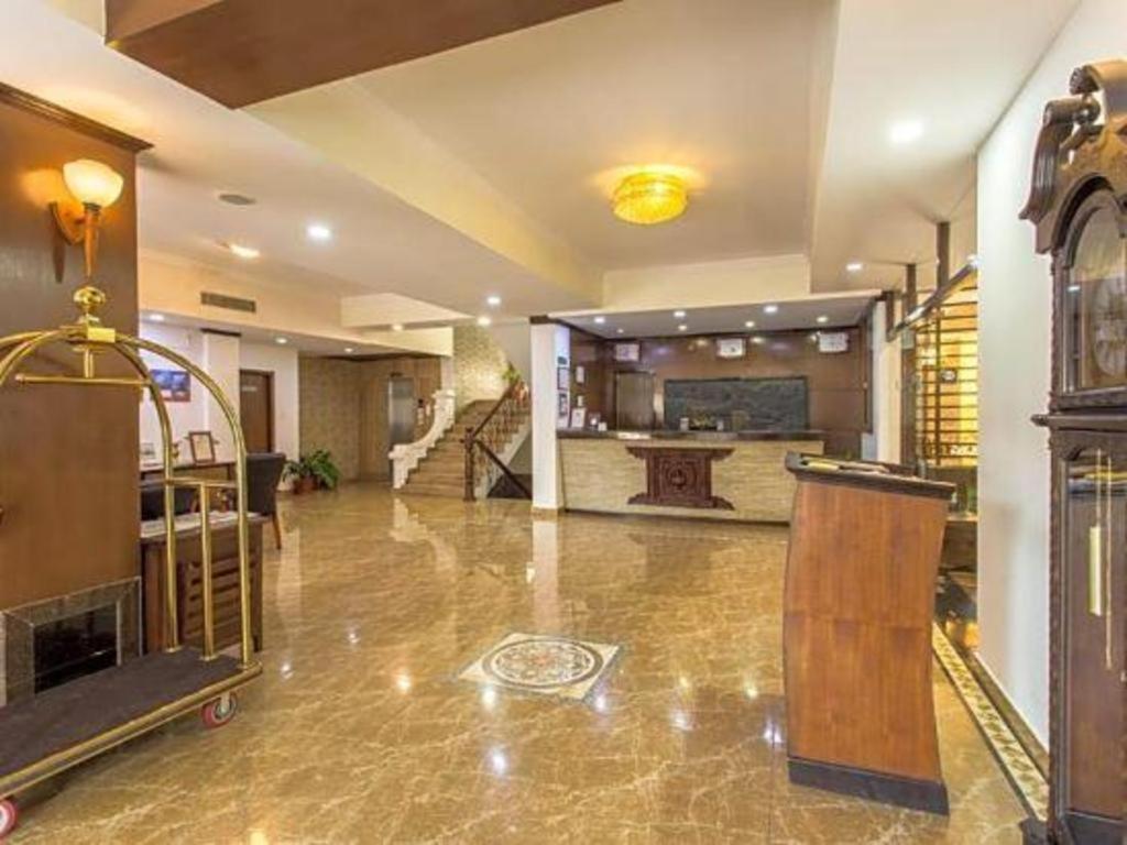 Da Yatra Courtyard Hotel & Resort Pokhara Eksteriør billede