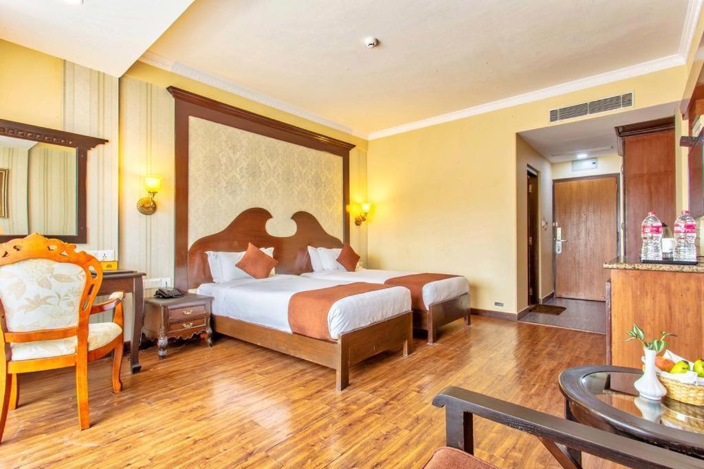 Da Yatra Courtyard Hotel & Resort Pokhara Eksteriør billede